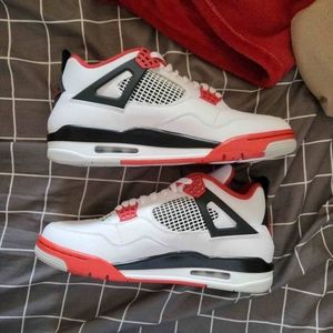 Jordan retro 4 OG fire red